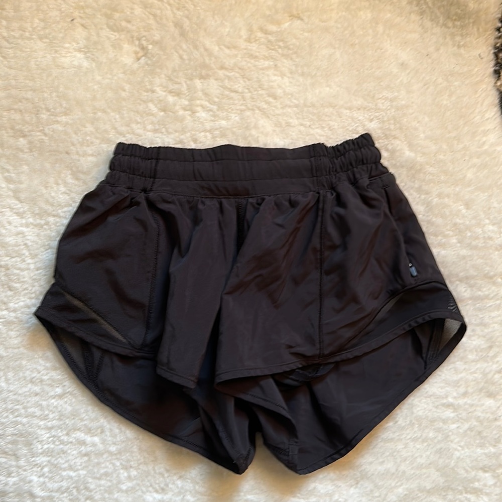 Hotty Hot Lululemon short